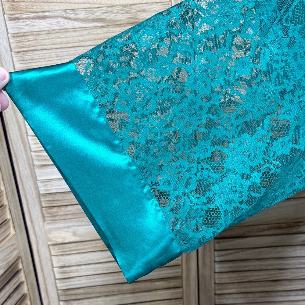 Victoria Secret Robe & Teddy Gold Label Vintage Elegant Teal Lace Belt Size L - Picture 2 of 12